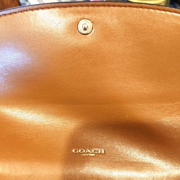Coach Wallet - Picture 4 of 5